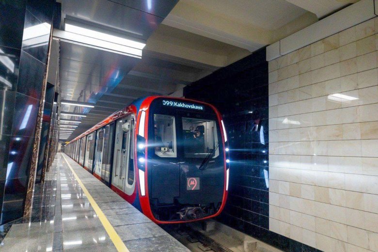 Поезд метро москва 2020