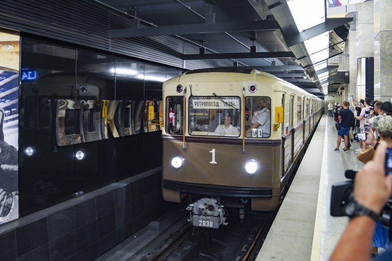 Ретропоезд сокольники вагон метро