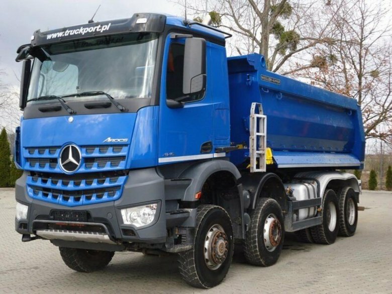 Mercedes-benz arocs самосвал