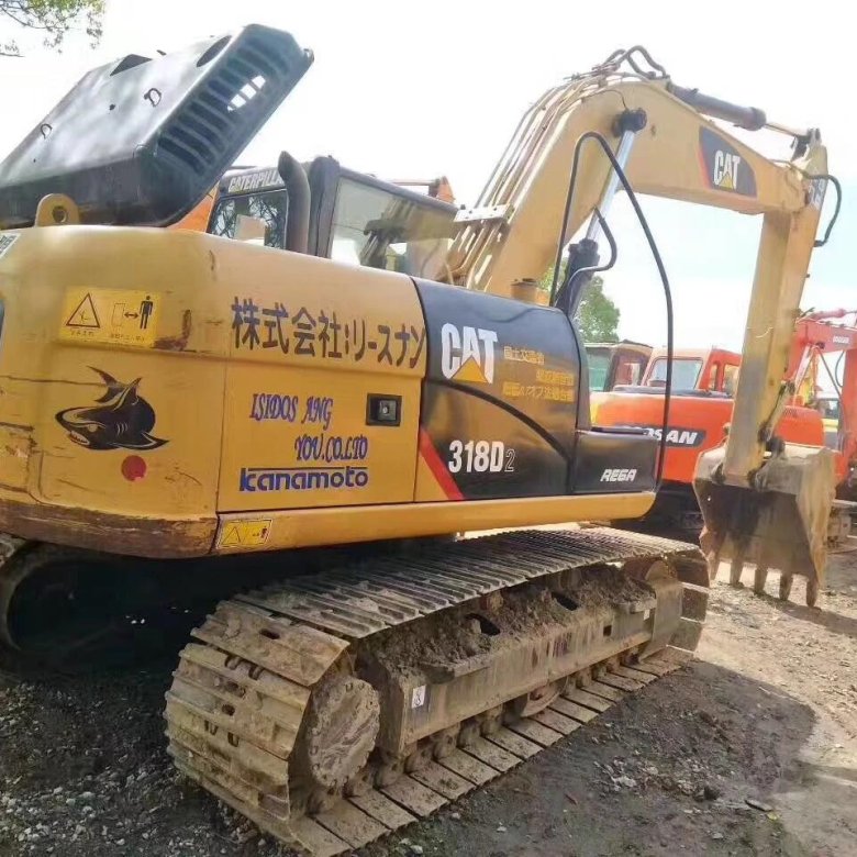 Гусеничный экскаватор jcb