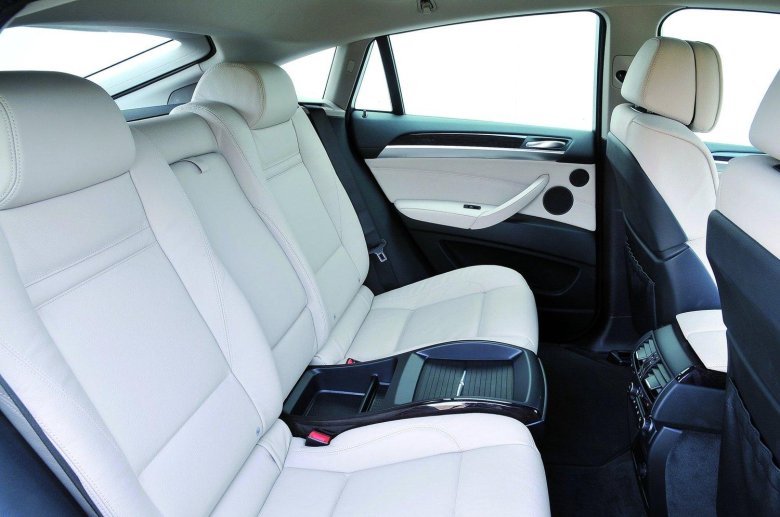 Бмв х6 салон сзади