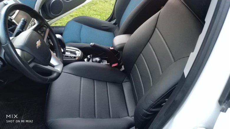 Чехлы на шевроле круз