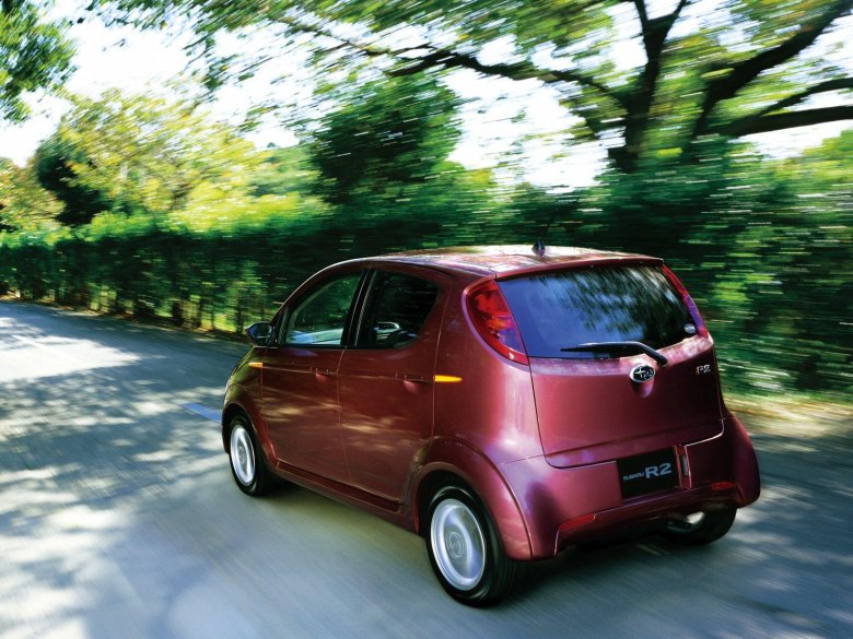 Субару малолитражка r2