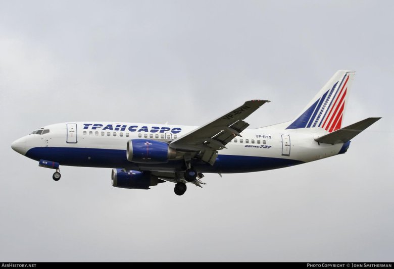 Самолёт боинг 737-500 трансаэро