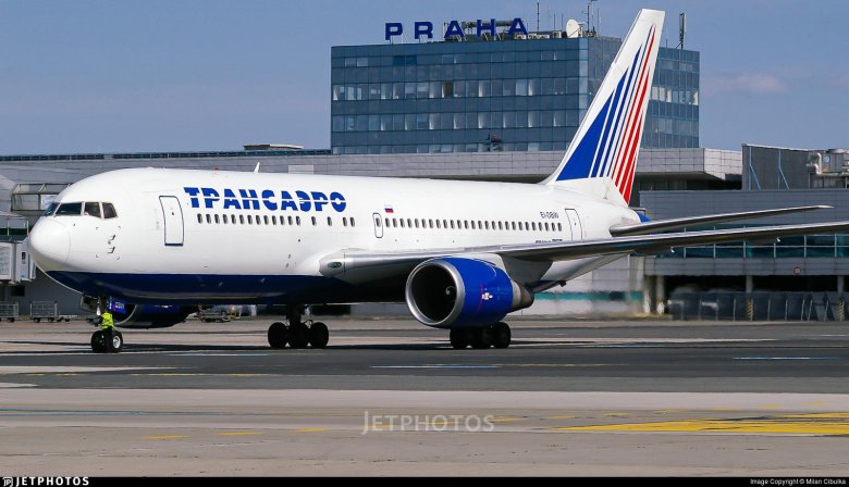 Трансаэро 777-300