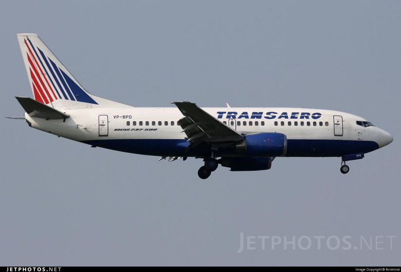 Самолет трансаэро