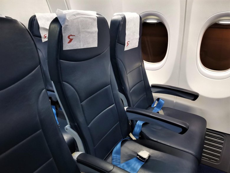 Боинг 737-800 кресла в салоне