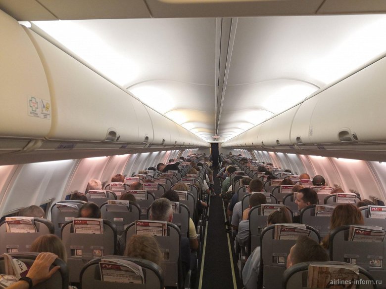 Боинг 737 800 салон