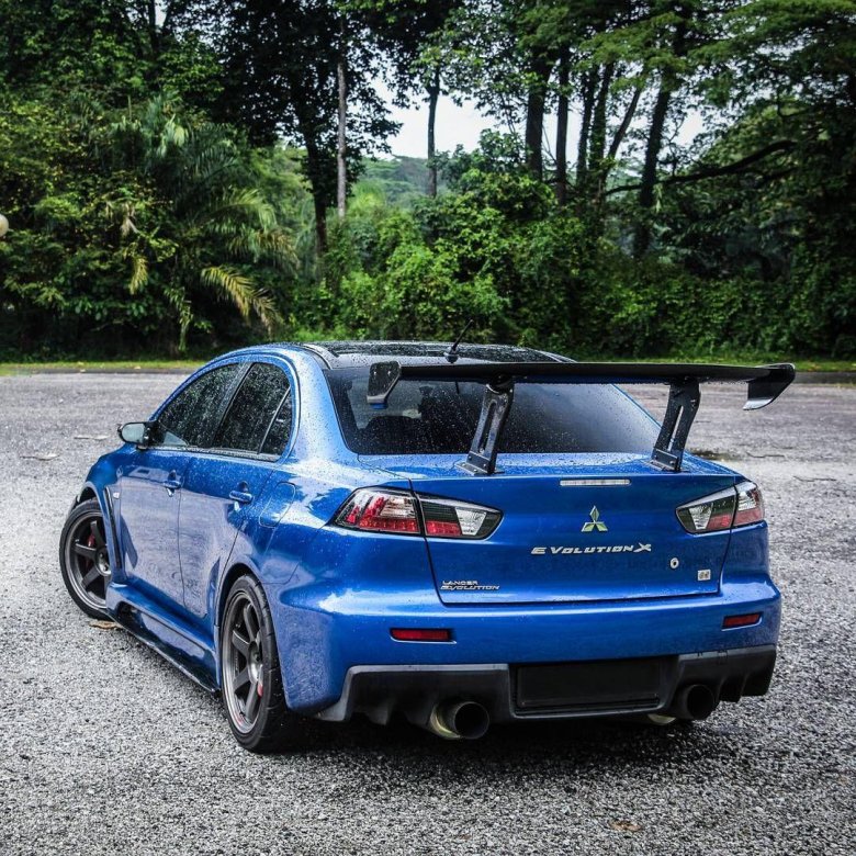 Митсубиси лансер 10 evo