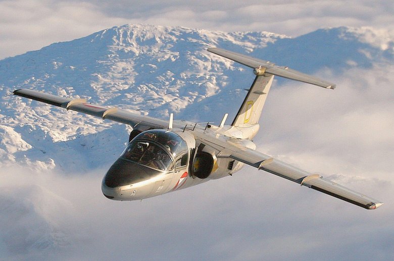 Сааб 105 самолет