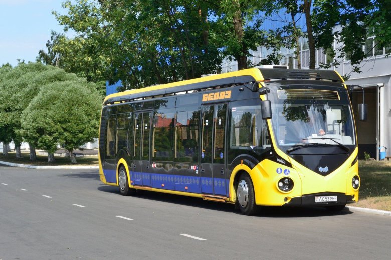 Электробус yutong zk6106bevg