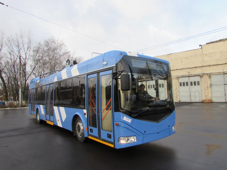 Троллейбус белкоммунмаш
