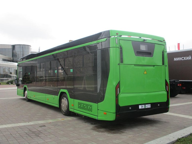 Электробус белкоммунмаш е321