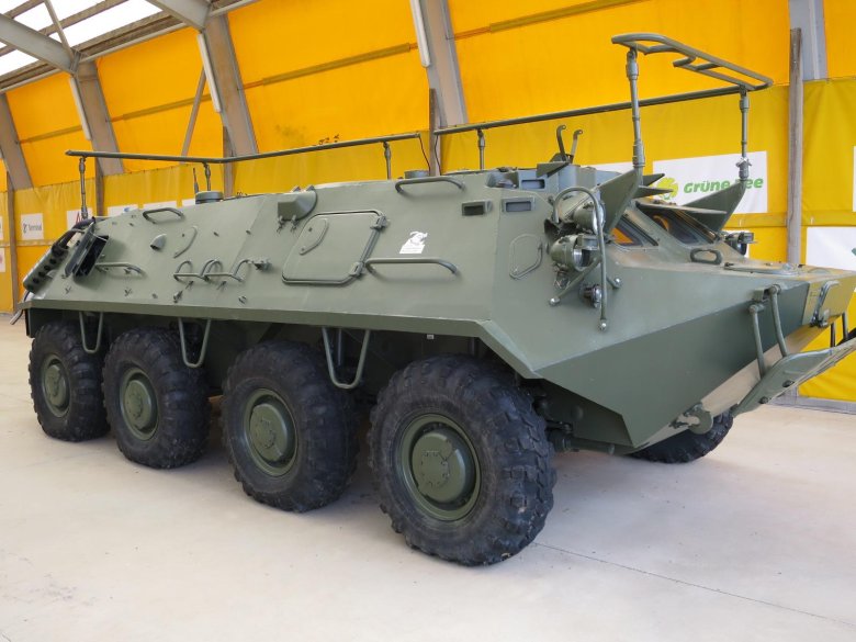 Бронетранспортер бтр 80