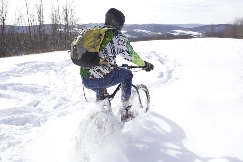 Катание на велосипеде