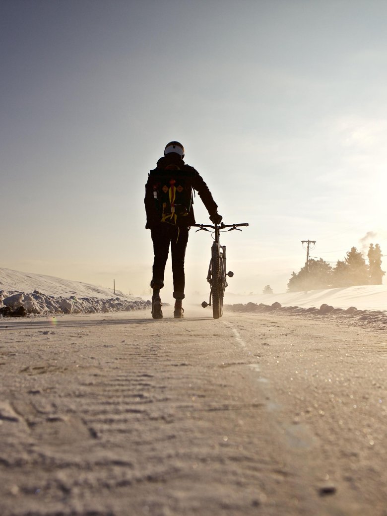 Катание на велосипеде