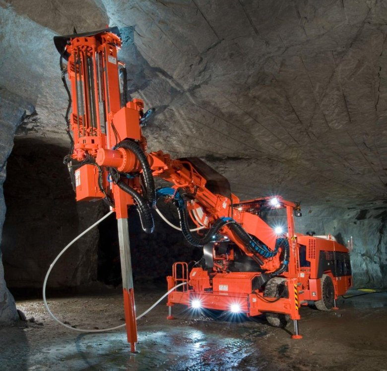 Буровой станок sandvik