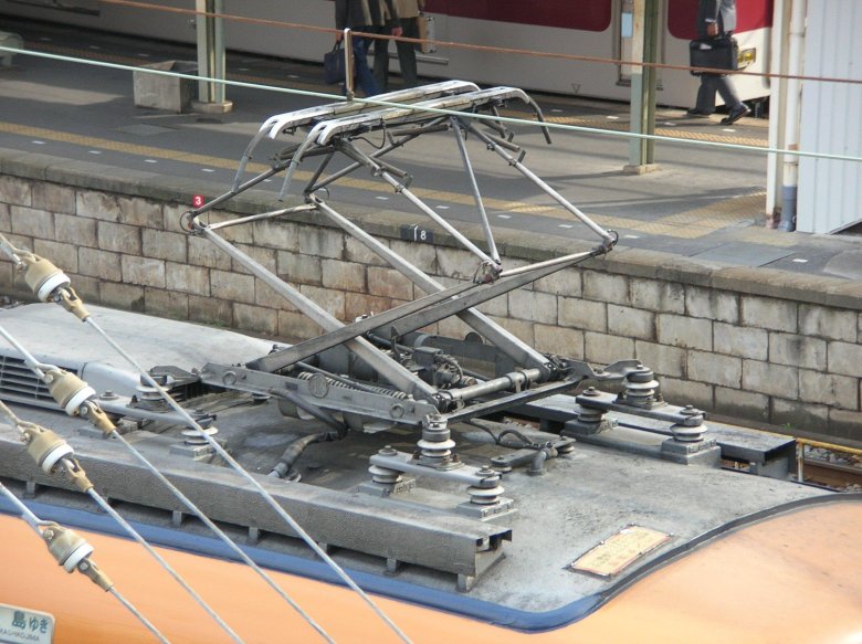 Токоприемник л13у