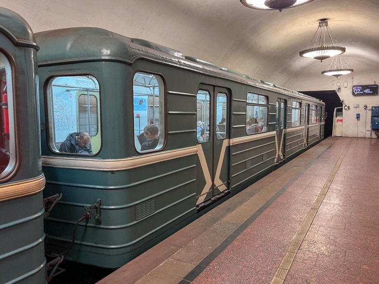 Москва вагон метро