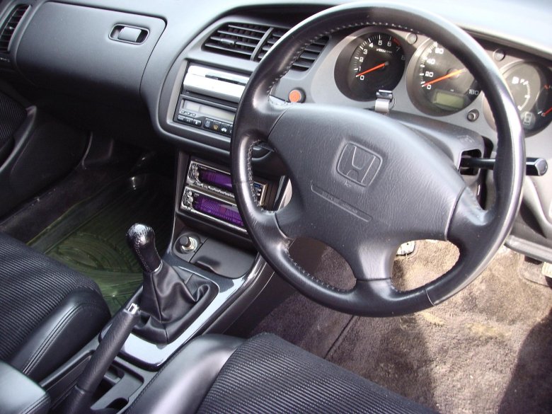 Honda accord 6 euro r салон