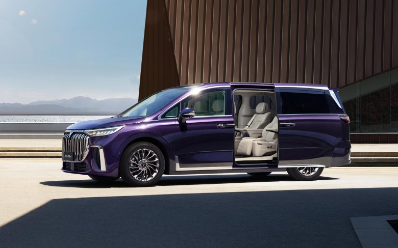 Китайский минивэн 2022 voyah dreamer