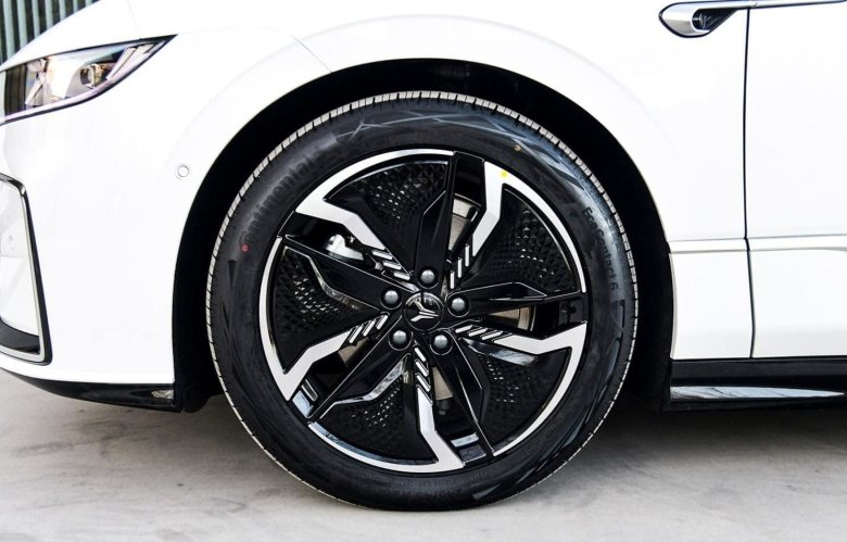 Автомобиль воя