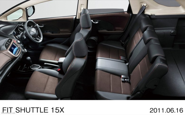 Honda fit 2011 салон