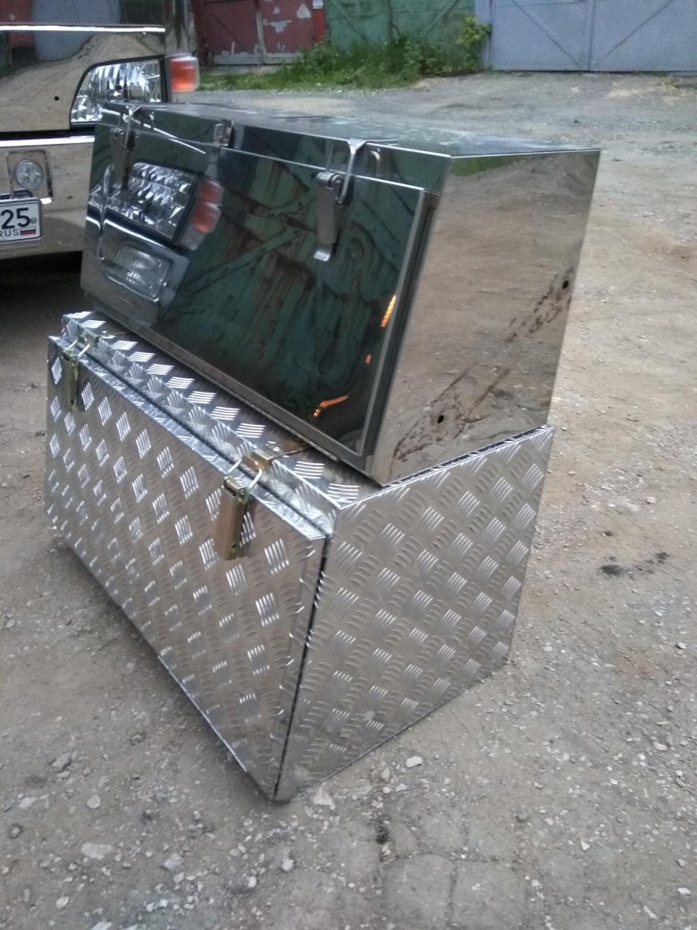 Хино 500 инструментальный ящик