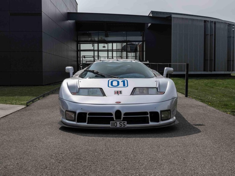 Бугатти eb 110