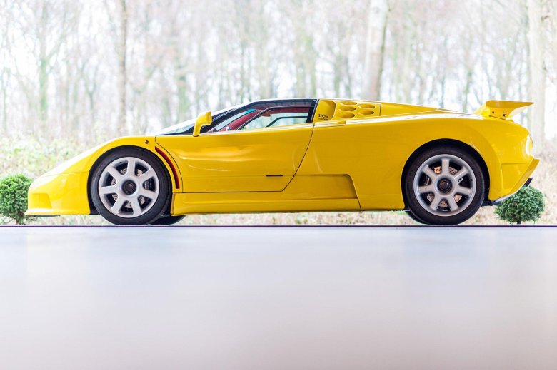 Bugatti eb110