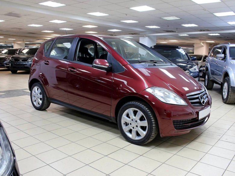 Мерседес с 180 2011