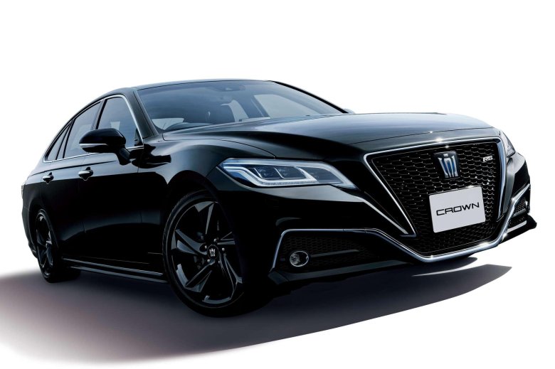 Тойота краун 2021