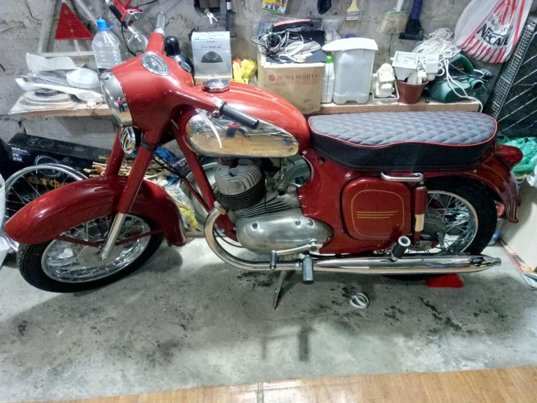 Ява старушка 350