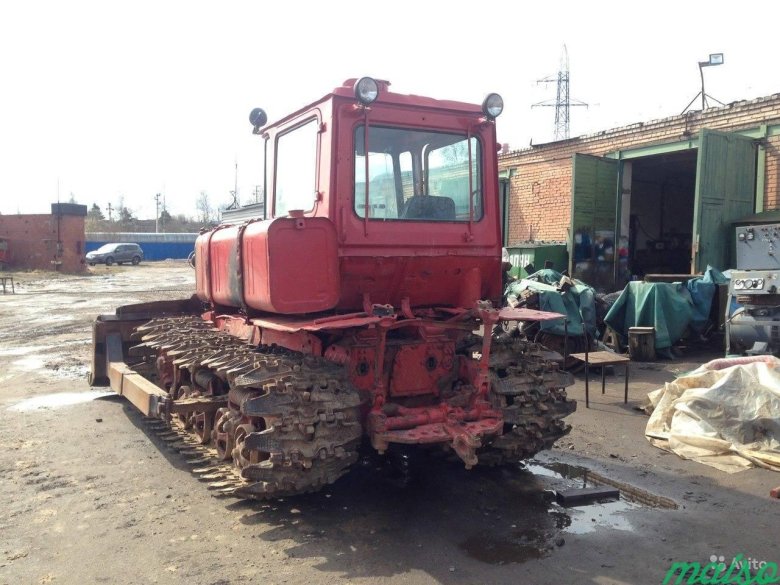 Трактор гусеничный дт 75