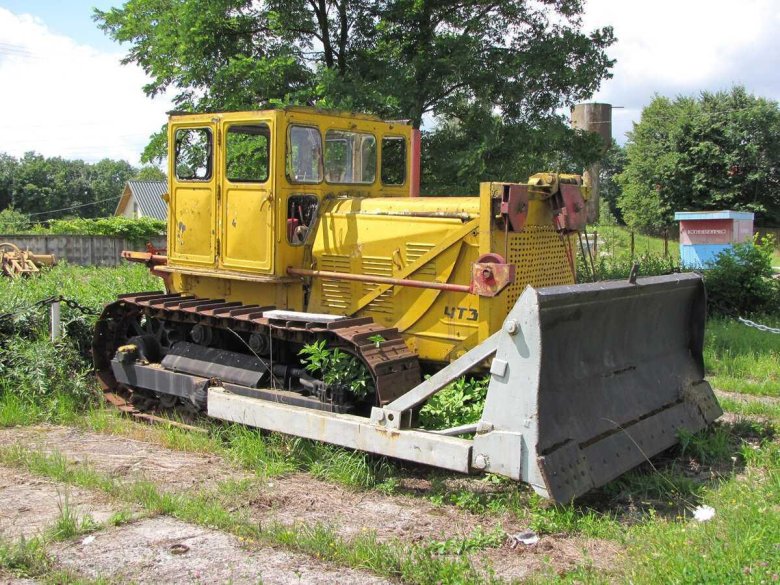 Трактор т-100м чтз