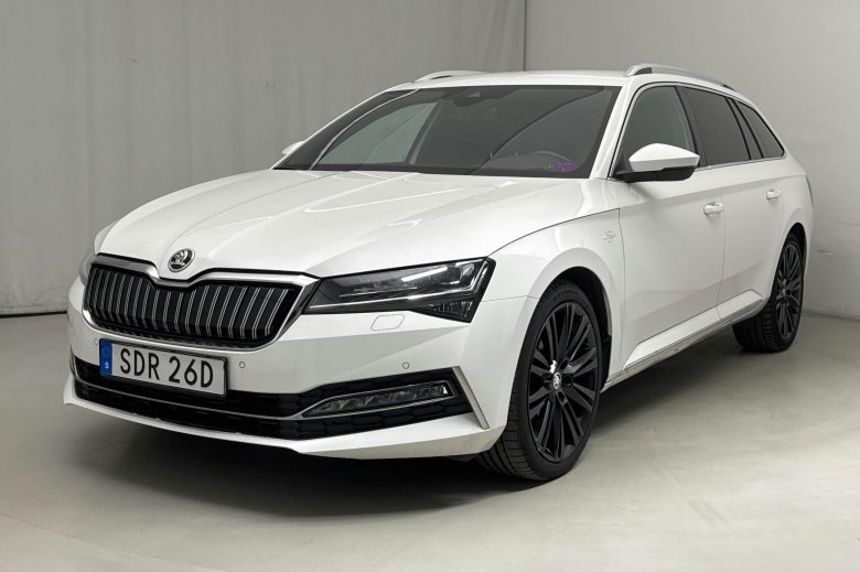 Skoda superb универсал