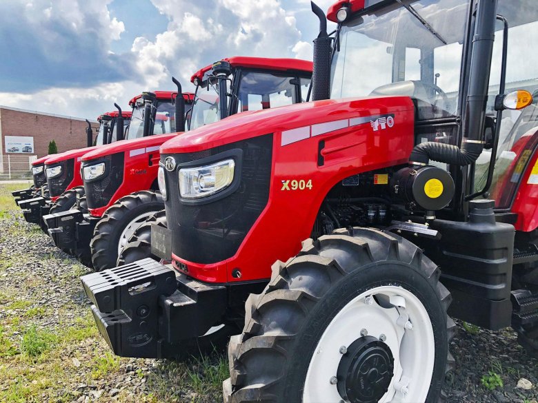 Трактор yto x904