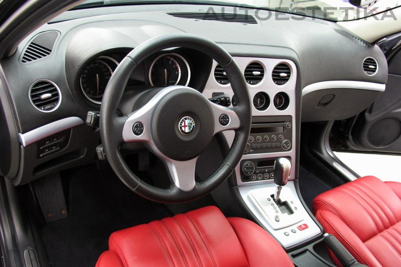 Alfa romeo 159 interior