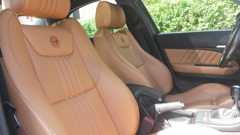 Alfa romeo 159 ti салон