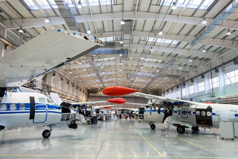 Самолет l-410 узга