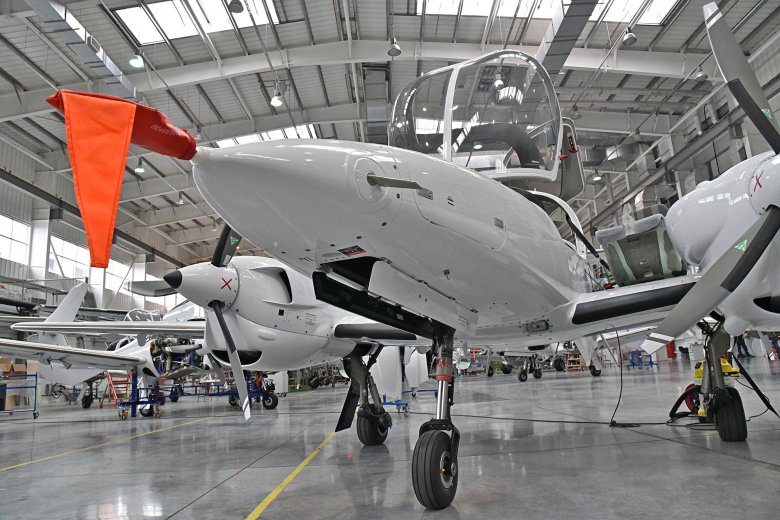 Уральский авиационный завод гражданской авиации