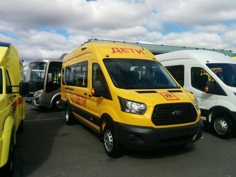 Школьный автобус форд транзит