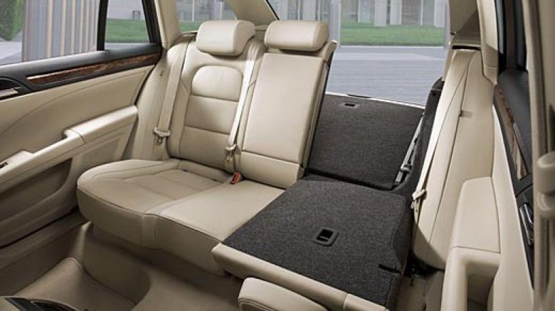 Skoda superb 2012 салон сзади