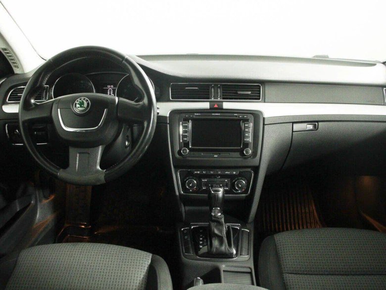 Шкода суперб 2012