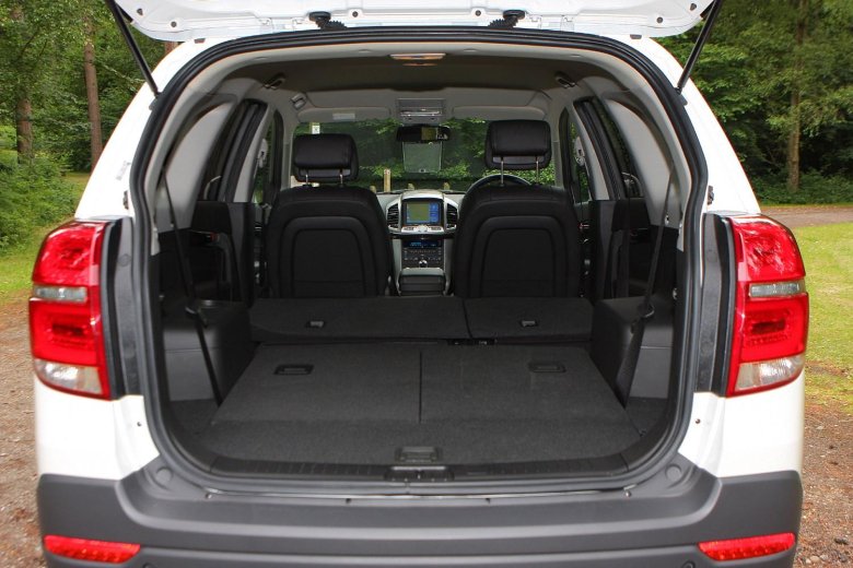 Chevrolet captiva 7-местный