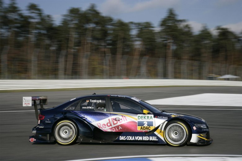 Audi red bull dtm