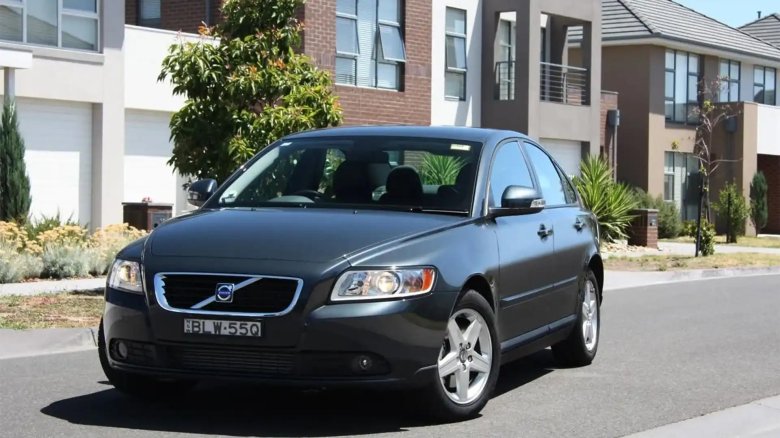 Volvo s40 2007 2.4 at 140 л.с