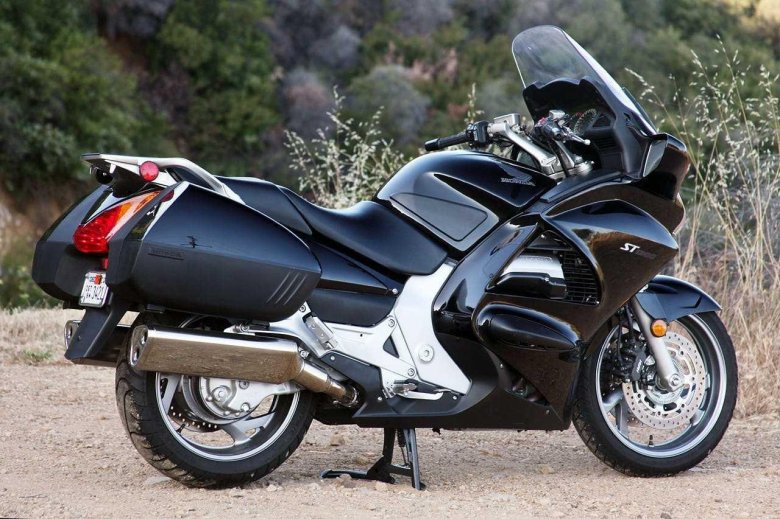 Honda st1300