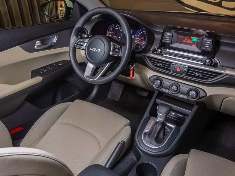 Киа серато 2023 салон