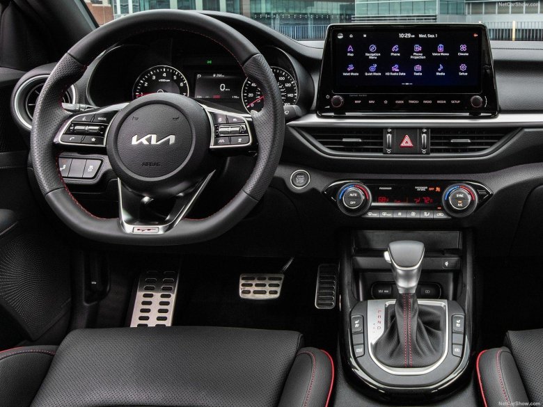 Kia forte gt line 2021